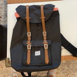 Herschel Little America Backpack - Standard Size